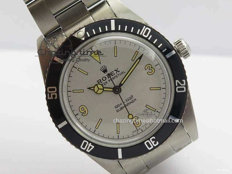 MiroTime 0421 ComfortFit Vintage 1680 Submariner No Date SS White Dial On SS Bracelet A 3855